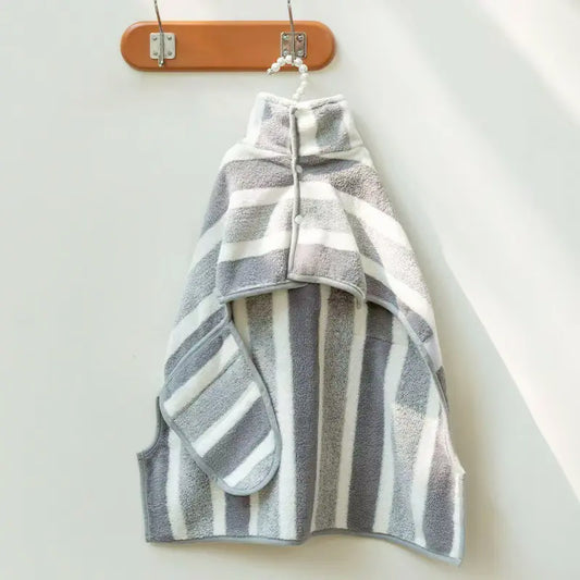 Pet Bath Accessory Two-Color Dog Bathrobe Towels in Sizes S, M, and L, Super Absorbent Pet Bathrobes Suitable for Small, Medium, and Large Dogs, Quick-Drying, Adjustable Design, Perfect for Pet Dogs.